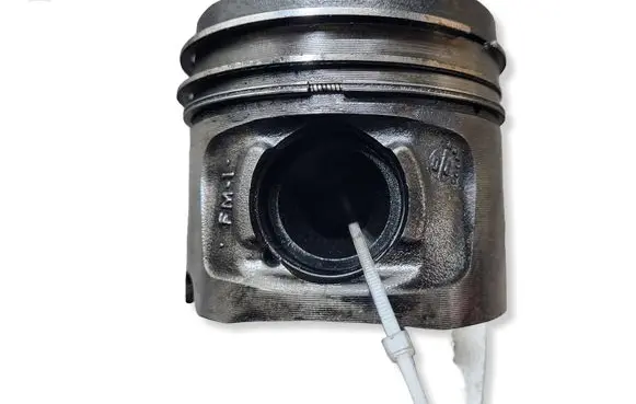 BMW 1 E81 E87 Piston N47D20C