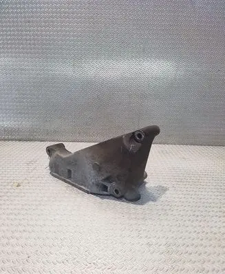 Volkswagen Transporter - Caravelle T5 Engine mounting bracket 03L199207B
