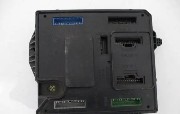 Renault Scenic III - Grand scenic III Comfort/convenience module 284B13640R