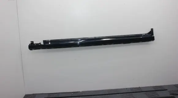 BMW iX3 G08 Sill 8072707