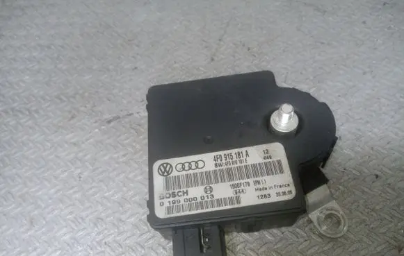 Audi A6 S6 C6 4F Power management control unit 4F0915181A 0199000013
