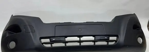 Nissan NV400 Front bumper 620225863R