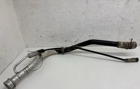 Volvo S60 Fuel tank filler neck pipe 09485023