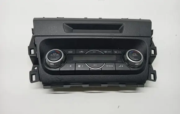 Mazda 3 III Climate control/heater control trim BHP561190E