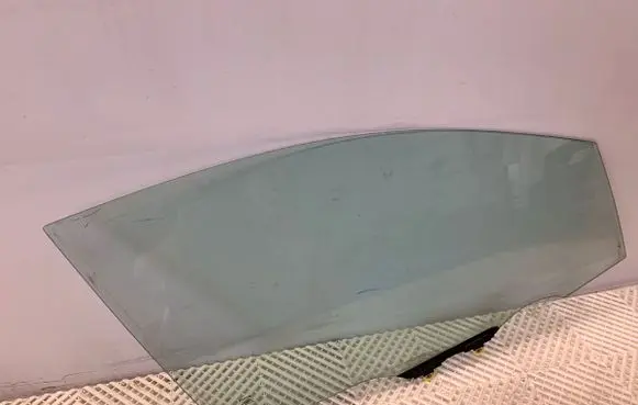 Toyota Corolla E210 E21 Front door window glass four-door 