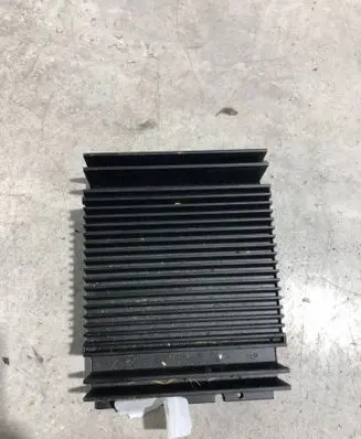 Hyundai i40 Sound amplifier 963703Z100