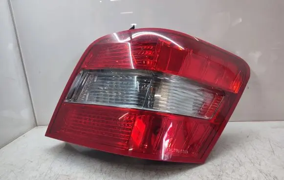 Mercedes-Benz GLK (X204) Rear/tail lights A2048201464R