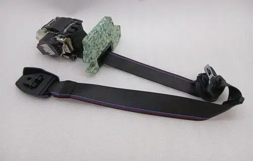 BMW M3 G80 Front seatbelt buckle 8076363