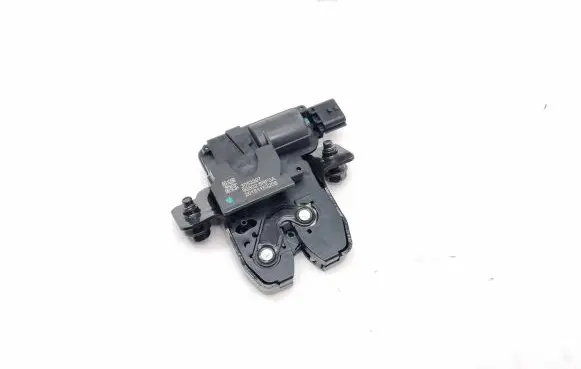 Loading door lock