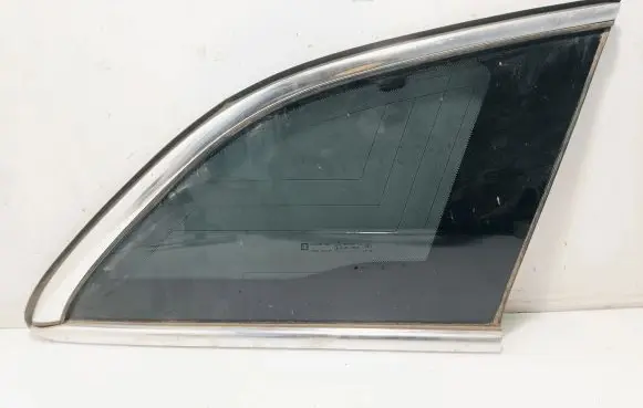 Opel Insignia A Rear side window AS3