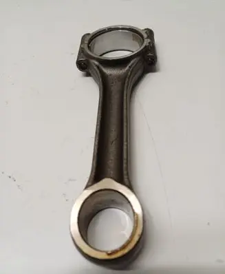 Volkswagen Golf VIII Connecting rod/conrod DTT