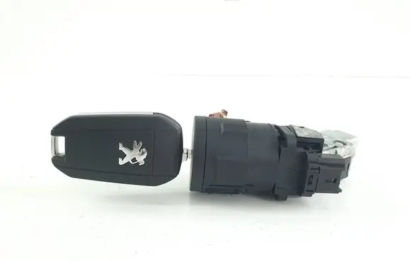 Peugeot 5008 II Ignition lock 9663123380