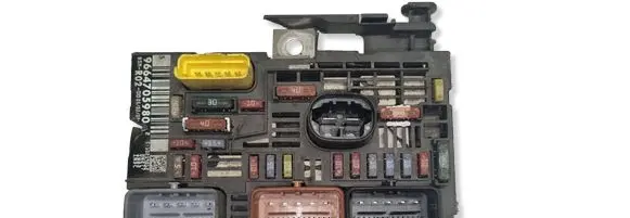 Peugeot 407 Comfort/convenience module 9664705980 BSMR02