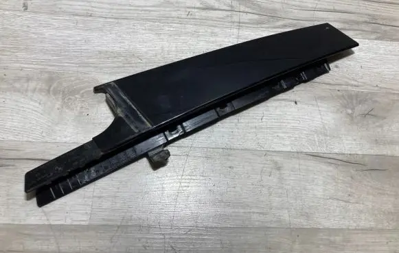 BMW X2 F39 Rear door glass trim molding 7420849