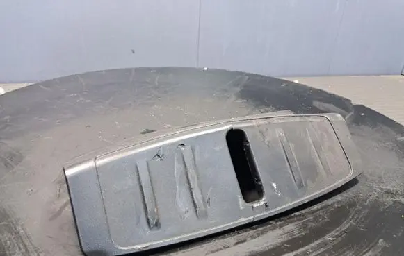 Tesla Model 3 Other sill/pillar trim element 