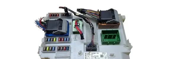 Volvo XC60 Fuse module CG9T14C256FA 31314511AB