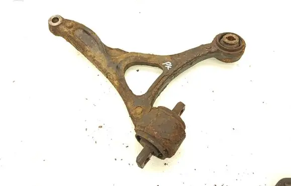 Front lower control arm/wishbone