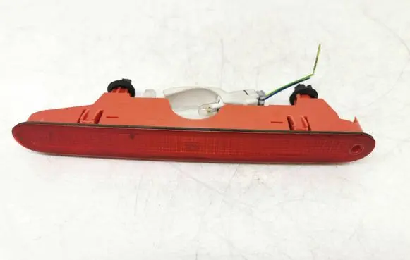 Peugeot Partner Third/center stoplight 89093986 89071289
