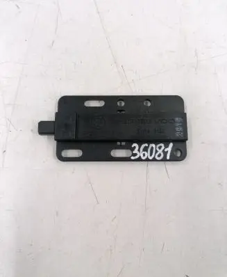 BMW X5 E70 Keyless system antenna 692221 5WK49132