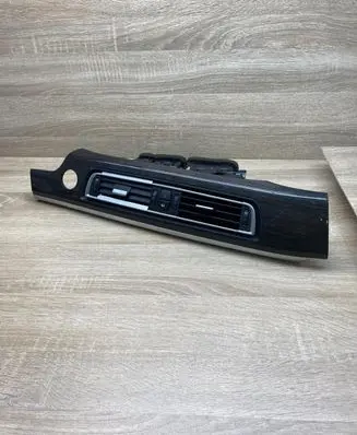 BMW 7 F01 F02 F03 F04 Dash center air vent grill 9115859 9192351