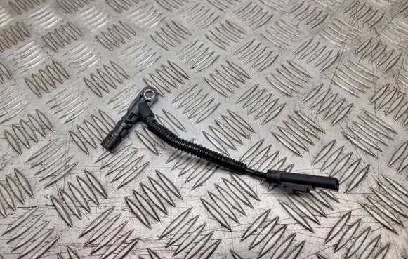 Ford Focus Camshaft speed sensor 9810375980