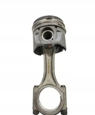 Ford Focus Piston with connecting rod 