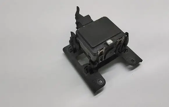 Volkswagen Golf VII Distronic sensor radar 5Q0907561D