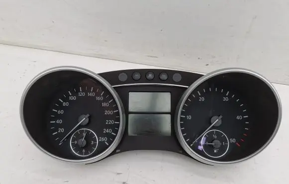 Mercedes-Benz ML W164 Speedometer (instrument cluster) A1645404147