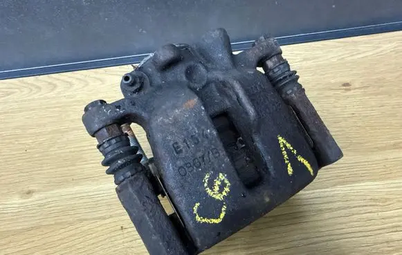 Audi A6 S6 C6 4F Rear brake caliper