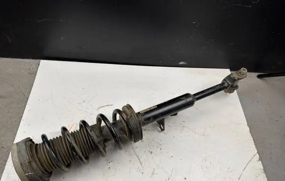 BMW 5 G30 G31 G38 Front shock absorber/damper 6866629 14678612