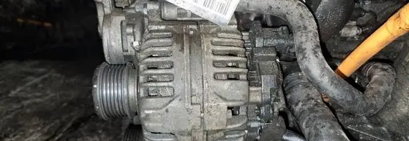Volkswagen Bora Generator/alternator 038903023l
