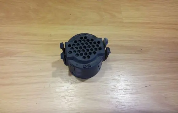 BMW 5 E39 Panel speaker 65818360995