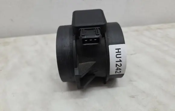 BMW 3 E46 Mass air flow meter 1432356 5WK960