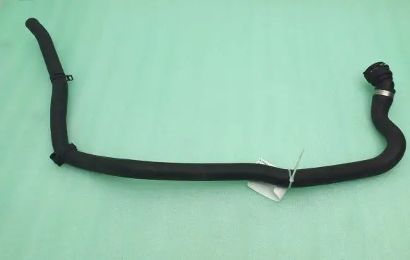 BMW 1 F20 F21 Engine coolant pipe/hose 9243891 64219243891