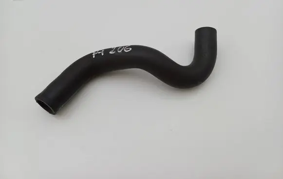 Peugeot 206 Engine coolant pipe/hose 