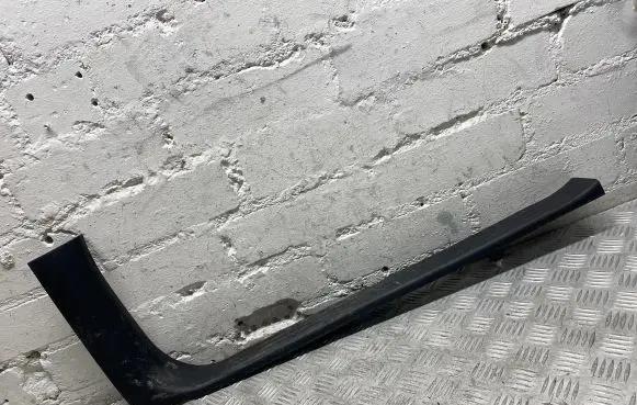 Nissan Navara D23 Front sill trim cover 769B44KJ0A