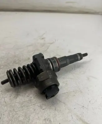 Volkswagen Sharan Fuel injector 038130073AC