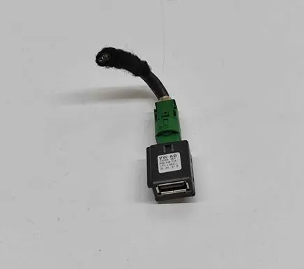 Audi A5 USB socket connector 5Q0035726