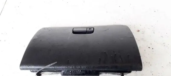 Subaru Outback Glove box