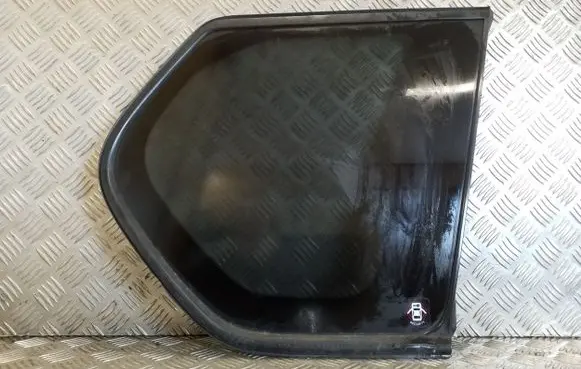 Rear side window