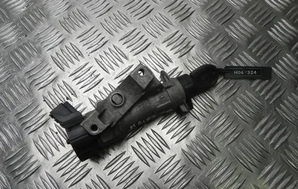 Volkswagen Transporter - Caravelle T5 Ignition lock 6R0905851D M2187
