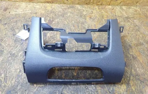 Renault Scenic III - Grand scenic III Dashboard center trim panel 681040001R
