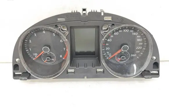 Volkswagen PASSAT B7 Speedometer (instrument cluster) 3AA920870 878807990VV 016341