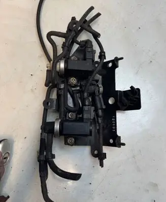 Ford Galaxy Turbo solenoid valve 7m3133778l