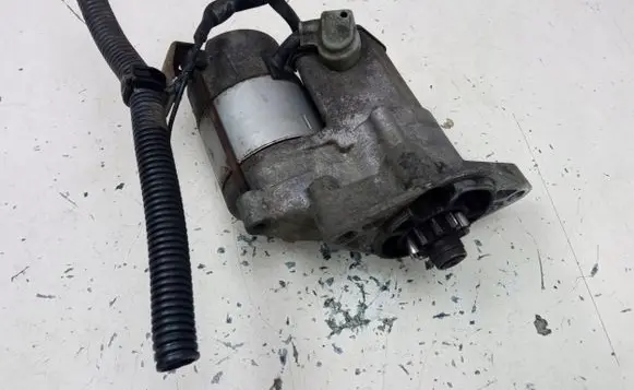 Toyota Yaris Starter motor