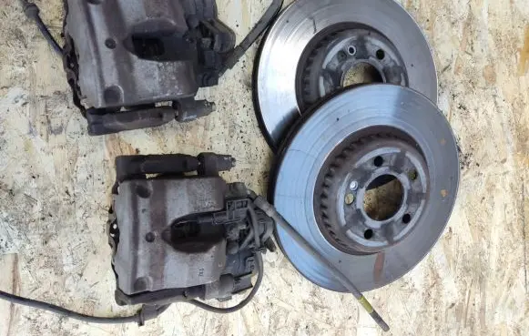 Mercedes-Benz GLC X253 C253 Rear brake caliper A2534230998 A0004230712 A2534231098