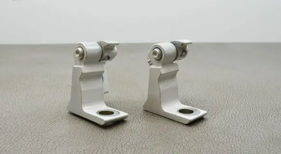 Rear door upper hinge