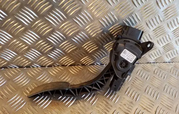 Ford B-MAX Accelerator throttle pedal 6PV00951720 8V219F836AB C95YE02