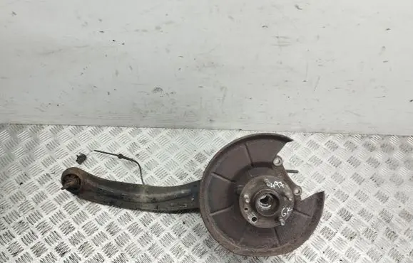 Ford Kuga I Rear wheel hub