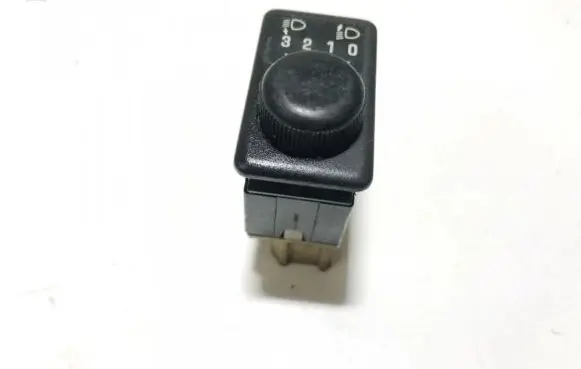Nissan Micra Headlight level height control switch